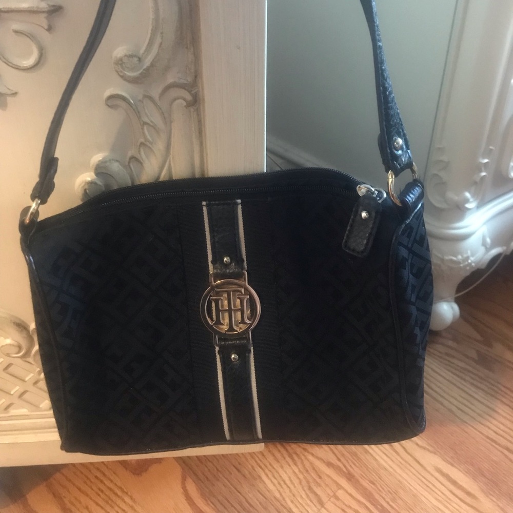 Tommy Hilfiger purse